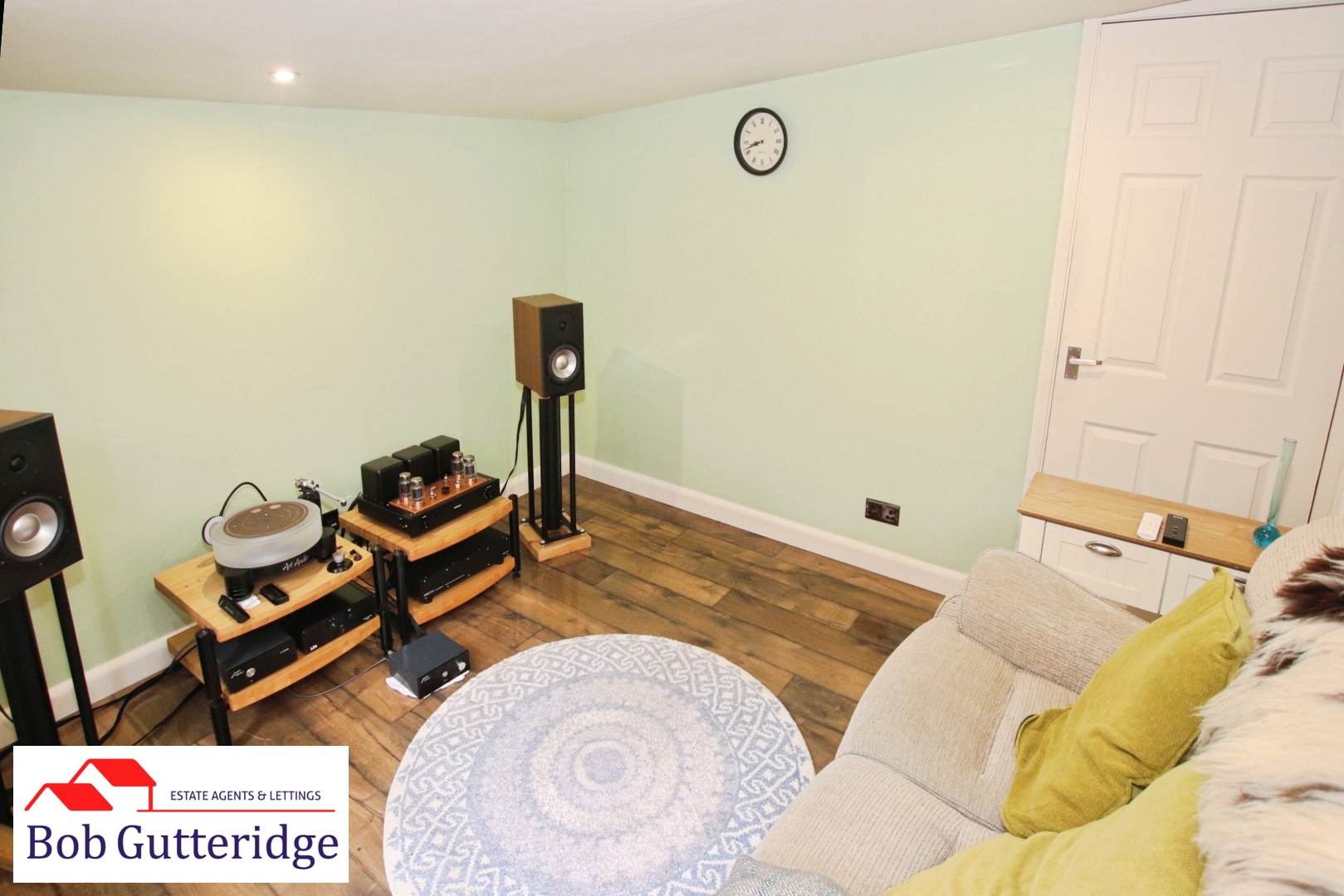DETACHED GARDEN ROOM